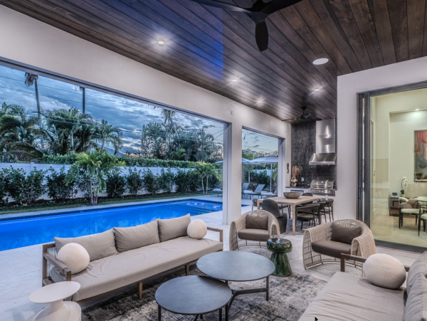 Luxurious Naples Getaway - Custom Design Home with Pool & Spa